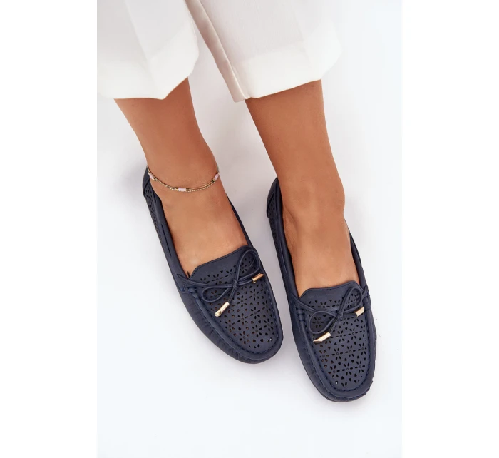 Dámské mokasíny s perforovaným vzorem a šněrováním Mirisa – granátové