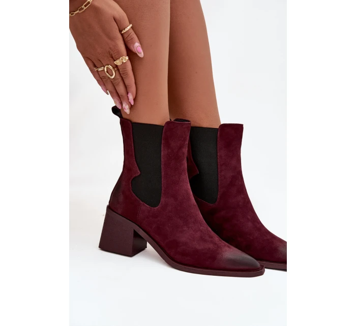 Dámské kožené semišové kotníkové boty na podpatku – bordó Artiker, zateplené Dámské kožené semišové kotníkové boty na podpatku – bordó Artiker, zateplené