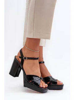 Sandály na podpatku  model 195543 Step in style