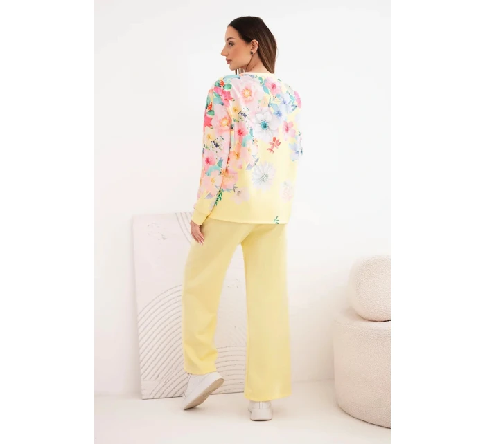 Dámský máslový viskózový komplet s květinovým vzorem se širokými nohavicemi žlutý