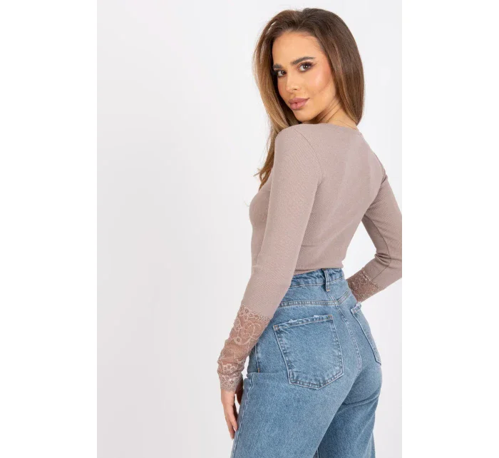 Halenka  model 180885 Rue Paris