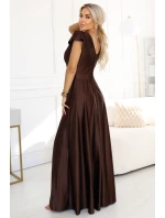 model 21489886 CRYSTAL saténové dlouhé šaty s výstřihem čokoládové - numoco