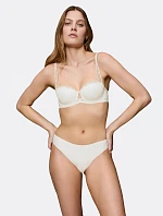 BODY MAKE-UP ILLUSION LACE – Dirndl balkonetka pro svůdný výstřih Triumph