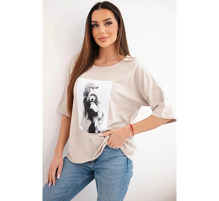 Dámská bavlněná oversize halenka s krátkým rukávem a módním potiskem béžová Dámská bavlněná oversize halenka s krátkým rukávem a módním potiskem béžová