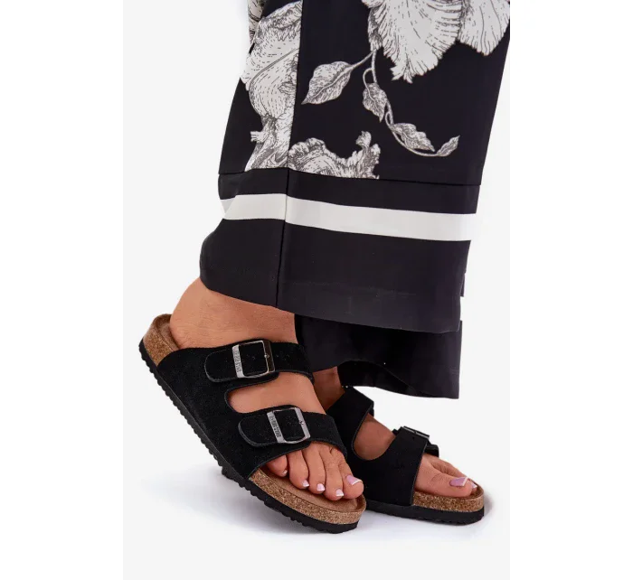 Dámské semišové pantofle s přezkami Big Star – černé Dámské semišové pantofle s přezkami Big Star – černé