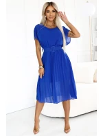 465-6 MIA Plisované šifonové midi šaty se širokým páskem - CHABROW 465-6 MIA Plisované šifonové midi šaty se širokým páskem - CHABROW