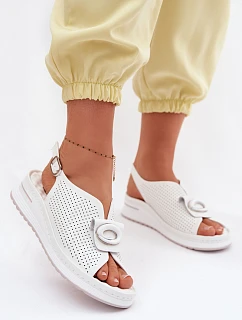 Kožené dámské sandály s ozdobným detailem bílé Deliva