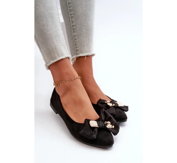 Dámské eko semišové baleríny s mašlí a broží Black Satris