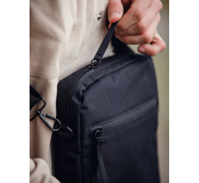 Pánská crossbody taška Vuch Tate Black Pánská crossbody taška Vuch Tate Black