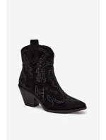 Zateplené Dámské Kotníkové Boty S Dekorací Černé model 21705015 - Boto Zateplené Dámské Kotníkové Boty S Dekorací Černé model 21705015 - Boto