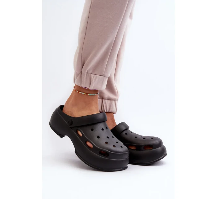 Dámské pěnové pantofle s masivní podrážkou Black model 20448799 - Kesi