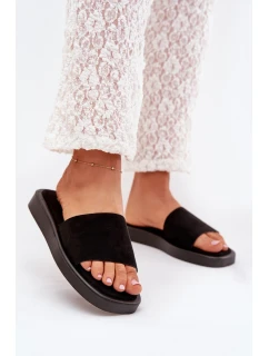 Dámské Pantofle Na Platformě Z Eko Semiše Černé model 21703770 - Boto