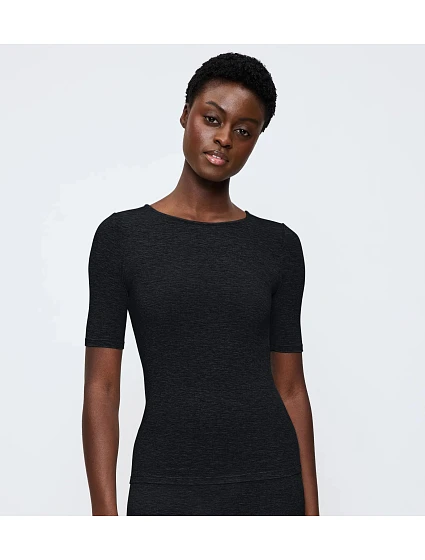 Dámské tričko Beauty Layers SSL Top Wool - BLACK - černé 0004 - TRIUMPH Dámské tričko Beauty Layers SSL Top Wool - BLACK - černé 0004 - TRIUMPH