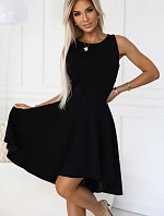 575-1 Jedinečné šaty s delšími zády - ČERNÉ