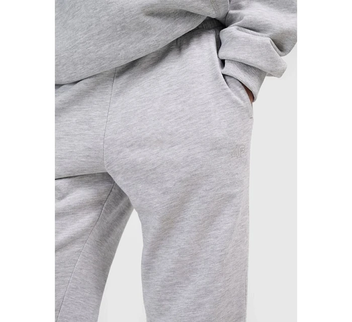 Dívčí tepláky 4F 4FJWMM00TTROF1189-25M Dívčí tepláky 4F 4FJWMM00TTROF1189-25M