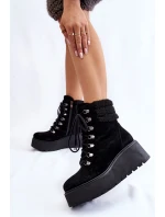 Dámské semišové boty na klínku černé model 21605548 - Boto