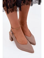 Dámské sandály s  na podpatku  Taupe model 22221087 - Zazoo