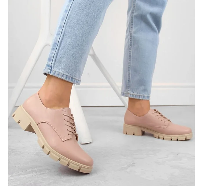 W růžová model 22050666 - M. Daszyński W růžová model 22050666 - M. Daszyński