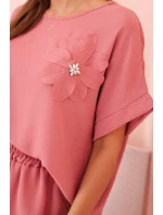 Dámský komplet z viskózy s ozdobným květem a širokými kalhotami - tmavě růžový