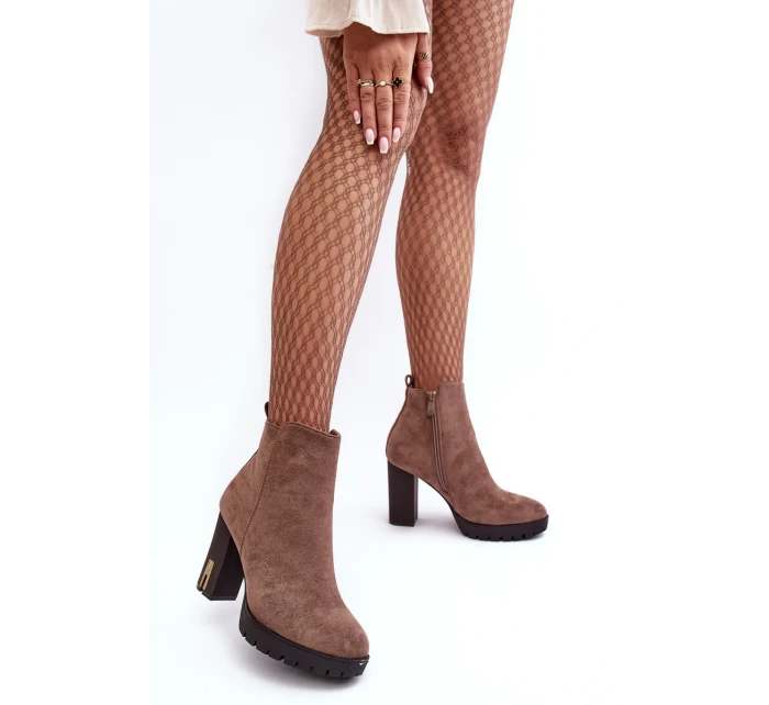 Klasické kožené boty na podpatku hnědé Amy Klasické kožené boty na podpatku hnědé Amy