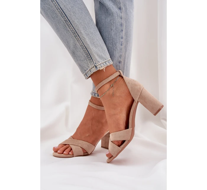 Sandály Na Podpatku Z Eko Semiše Béžové model 21684655 - Boto Sandály Na Podpatku Z Eko Semiše Béžové model 21684655 - Boto