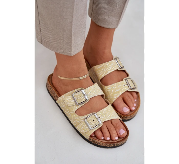 Materiálové pantofle na korkové podrážce s přezkami žluté Atera Materiálové pantofle na korkové podrážce s přezkami žluté Atera