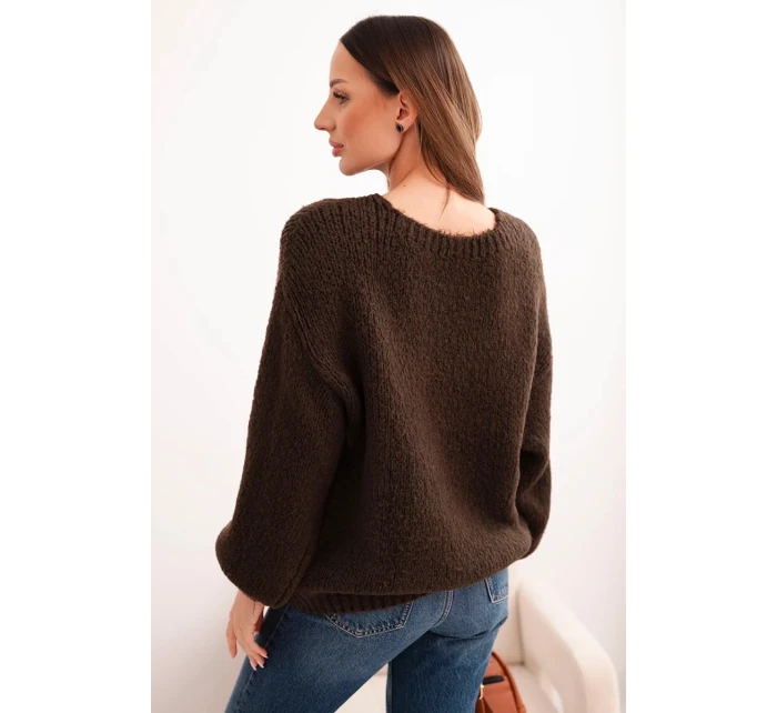 Dámský svetr s vlnou hrubé pleteniny a dlouhým rukávem hnědý Dámský svetr s vlnou hrubé pleteniny a dlouhým rukávem hnědý