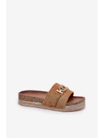 Dámské Pantofle Se Zlatým Detailem Na Platformě S Třpytkami Camel Eanes Dámské Pantofle Se Zlatým Detailem Na Platformě S Třpytkami Camel Eanes