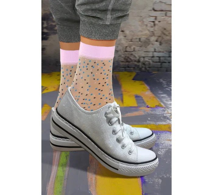 NYLONOVÁ PONOŽKA NYLONOVÁ PONOŽKA