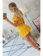 Vyšívaná souprava s hořčicovou halenkou s puntíky