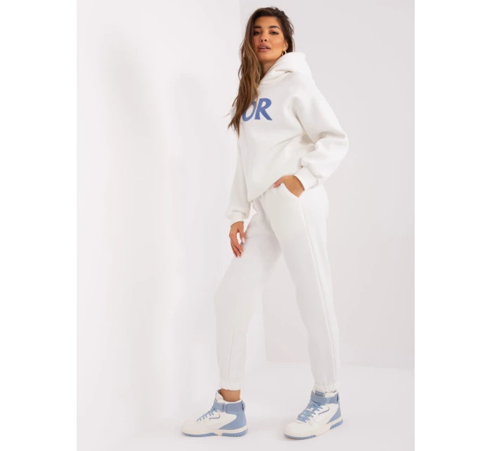 EM KMPL 802 set.97P ecru