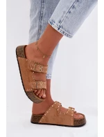 Dámské pantofle se zlatými sponami a cvočky Camel model 21960988 - Boto