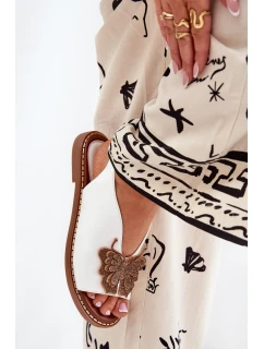 Dámské Sandály Na Plochém Podpatku S Ozdobou Bílé model 21686839 - Boto