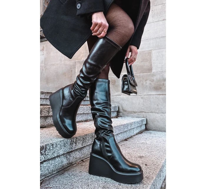 Dámské kozačky na platformě Černé Terisse Dámské kozačky na platformě Černé Terisse