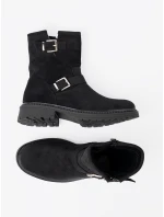 Stylové dámské černé kotníčkové boty na plochém podpatku Stylové dámské černé kotníčkové boty na plochém podpatku