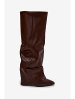 Dámské kotníkové boty Elivira se zahnutou manžetou na sloupku – čokoládové Dámské kotníkové boty Elivira se zahnutou manžetou na sloupku – čokoládové