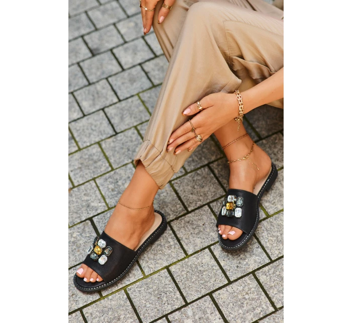 Dámské sandály s ozdobami S.Barski KV27-031 černé