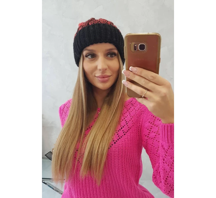 Dámská čepice s bambulí Abigail K326 black+malmine