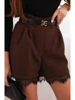 Dámské viskózové šortky s krajkou a páskem hnědé Dámské viskózové šortky s krajkou a páskem hnědé