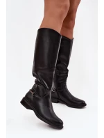 Zateplené dámské kozačky na ploché podrážce s ozdobným detailem Černé model 21714930 - Boto Zateplené dámské kozačky na ploché podrážce s ozdobným detailem Černé model 21714930 - Boto