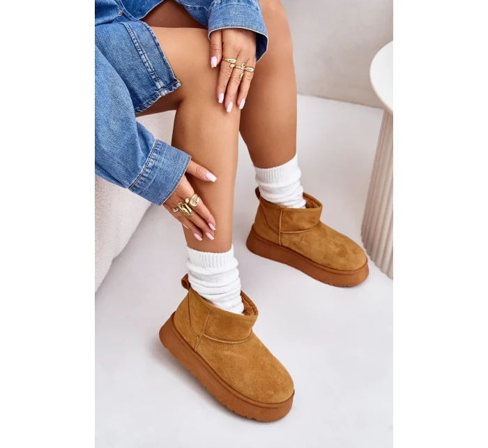 Nízké dámské sněhule na platformě zateplené kožíškem Camel Saldren Nízké dámské sněhule na platformě zateplené kožíškem Camel Saldren