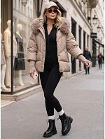 Pikowana kurtka damska zimowa z futerkiem beżowa FashionStreet TY5740