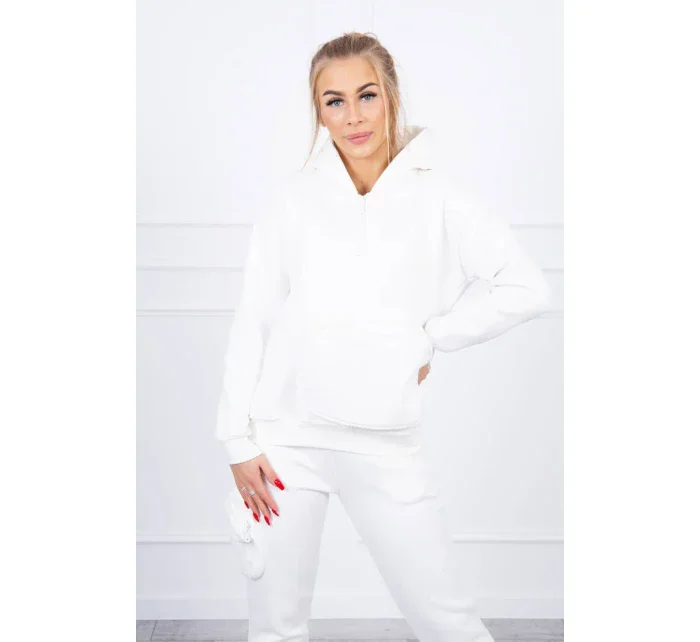 Izolovaná sada s ozdobnou kapsou ecru Izolovaná sada s ozdobnou kapsou ecru