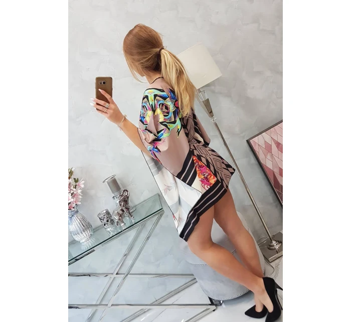 Netopýří šaty vázané v pase cappuccino Netopýří šaty vázané v pase cappuccino