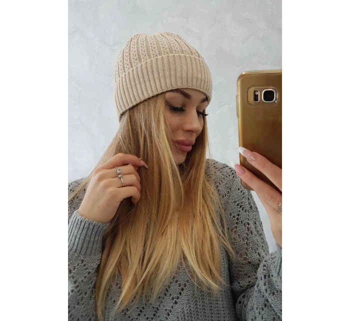 Tenká čepice Veronica K249 béžová