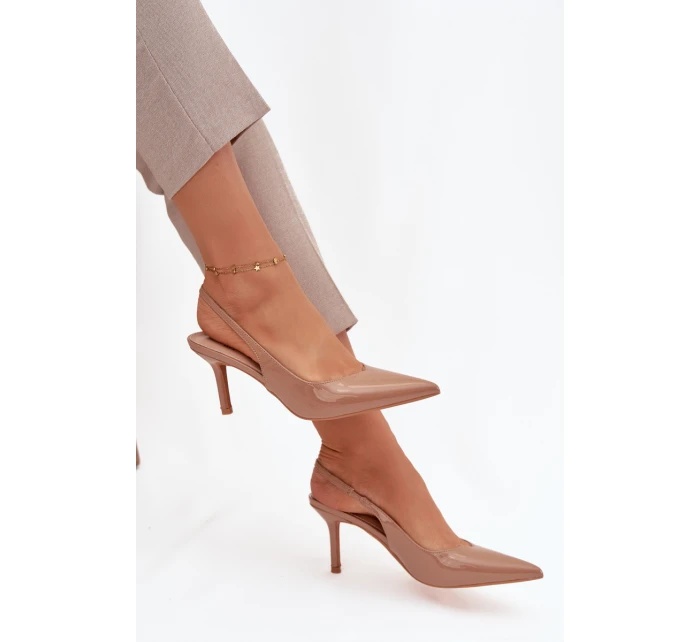 Lakované lodičky na jehlovém podpatku tmavě béžové model 21757869 - Boto