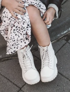 Dětské Kožené Kozačky Se Zipem Béžove Omua