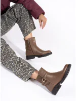 Exkluzívní hnědé kotníčkové boty dámské na širokém podpatku Exkluzívní hnědé kotníčkové boty dámské na širokém podpatku