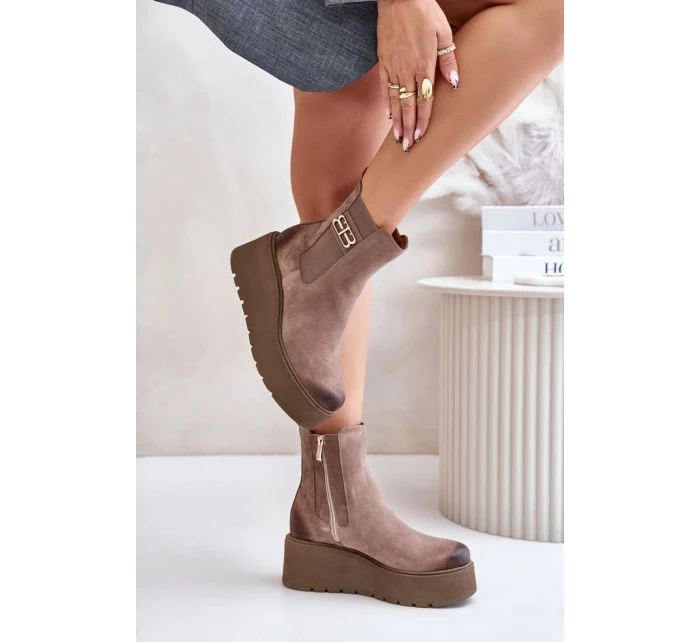 Boty na klínovém podpatku model 201181 Step in style Boty na klínovém podpatku model 201181 Step in style