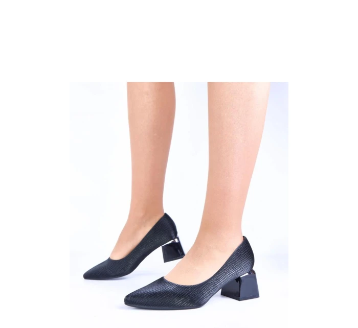 Lodičky na sloupku model 222037 Solea Lodičky na sloupku model 222037 Solea